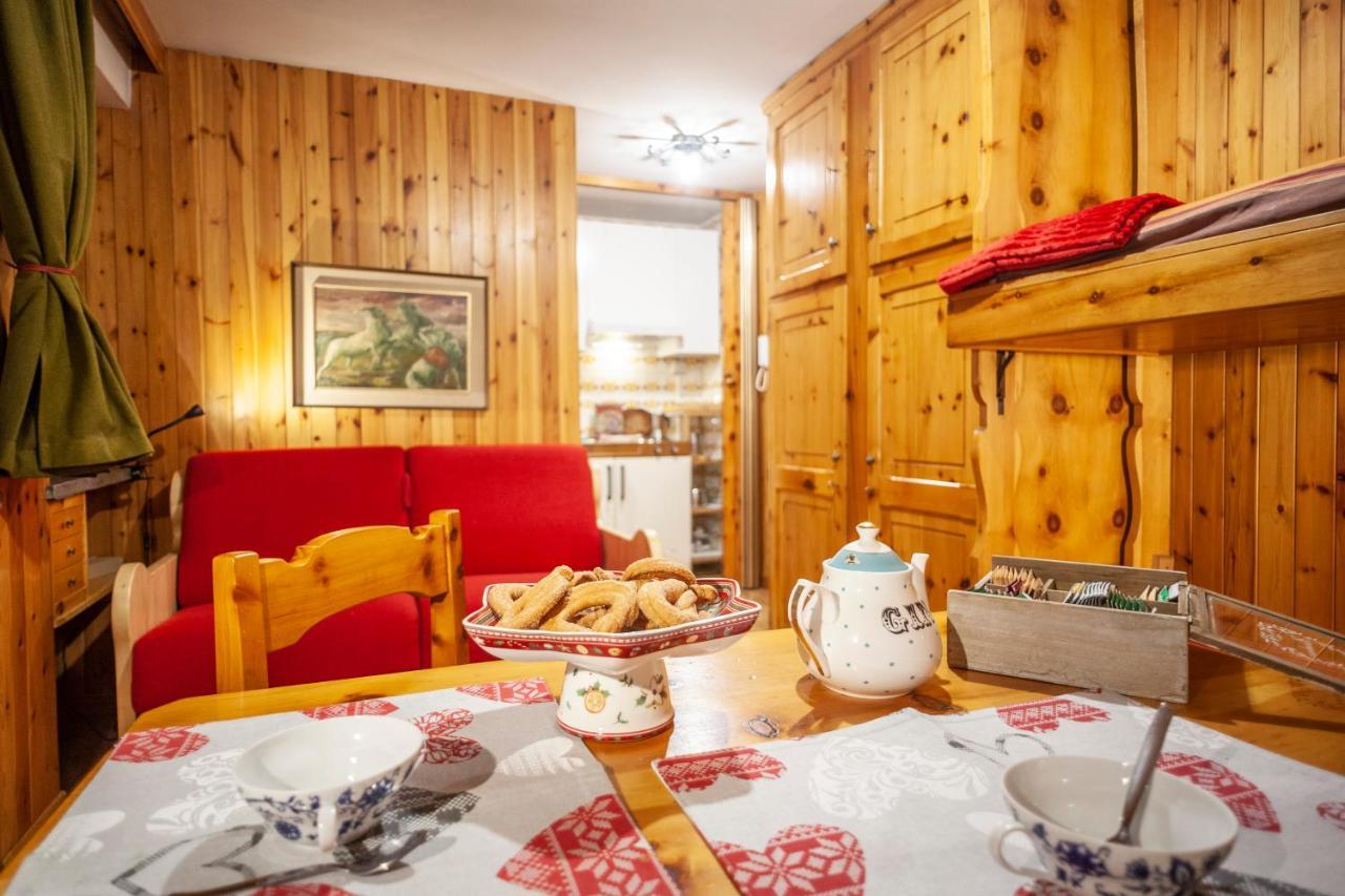 Casa-chalet, in centro a Courmayeur! Extérieur photo